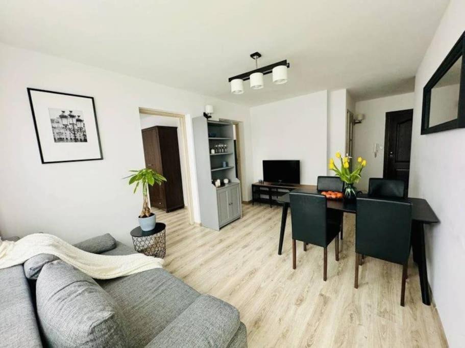 Apartment With Balcony Near Bulwary Wislane Wwa67 Varsovia Exterior foto